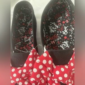 Brand new Disney Minnie Mouse sneakers from Disney Parks. Never worn